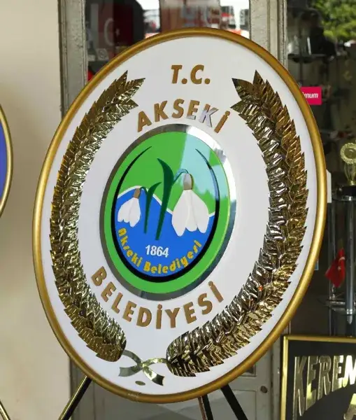 Akseki Belediyesi Metal Çelenk — Fotoğraf 3