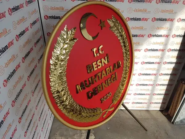 Besni Muhtarlar Derneği Metal Çelenk — Fotoğraf 3