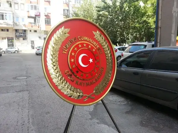 Çiğli Kaymakamlığı Metal Çelenk