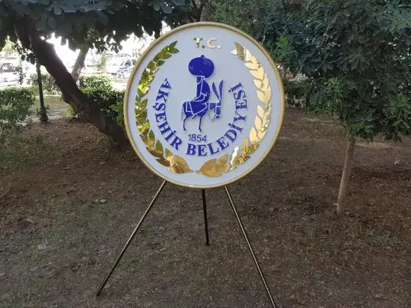 Akşehir Belediyesi Metal Çelenk