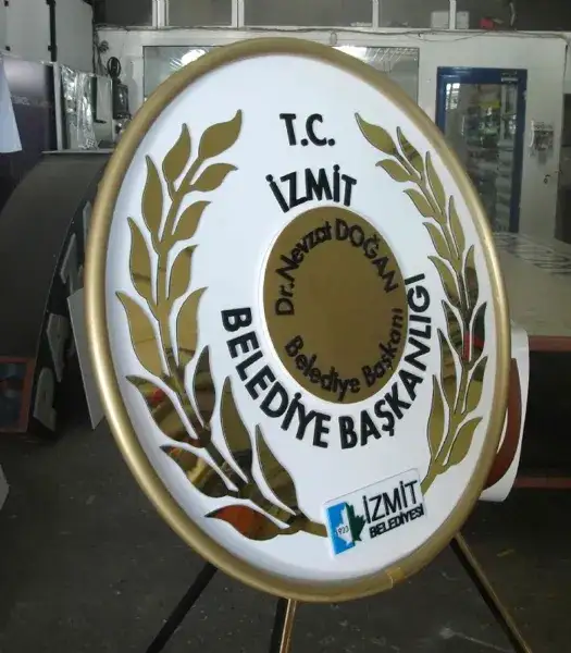 İzmit Belediyesi Metal Çelenk