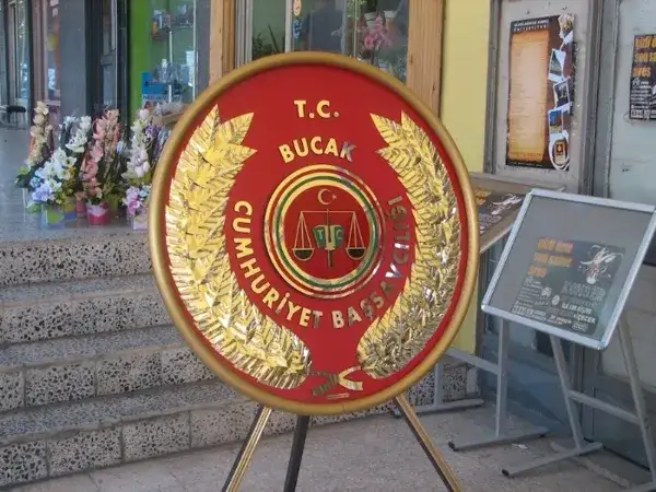 Cumhuriyet Savcılığı Metal Çelenk Bucak