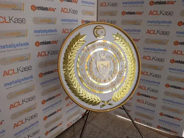 Metal Çelenk Kıbrıs Konsolosluğu Antalya