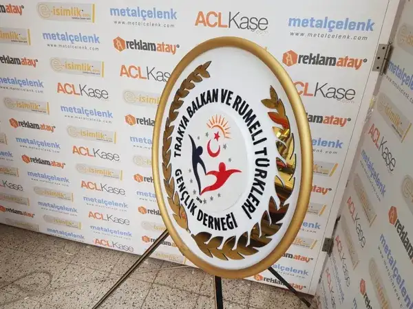 Trakya Balkan ve Rumeli Türkleri Derneği Metal Çelenk — Fotoğraf 2