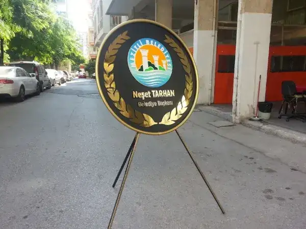 Mezitli Belediyesi Başkan Özel Çelengi — Fotoğraf 2