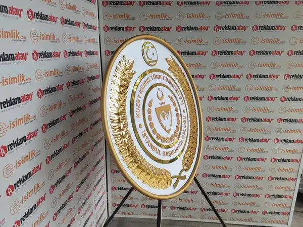 Kuzey Kıbrıs Türk Cumhuriyeti İstanbul Başkonsolosluğu Metal Çelenk
