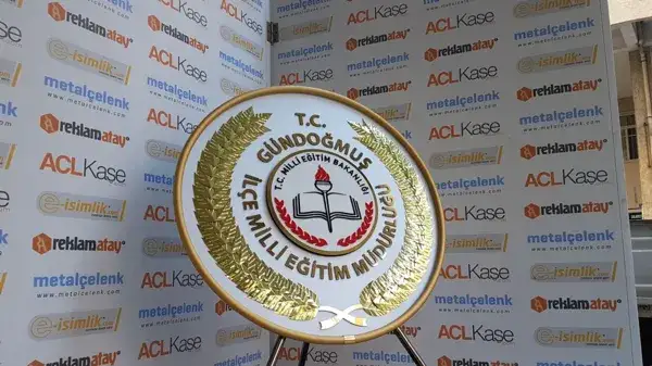 Gündoğmuş İlçe Millî Eğitim – Metal Çelenk — Fotoğraf 4