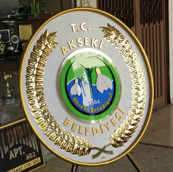 Akseki Belediyesi Metal Çelenk — Fotoğraf 2