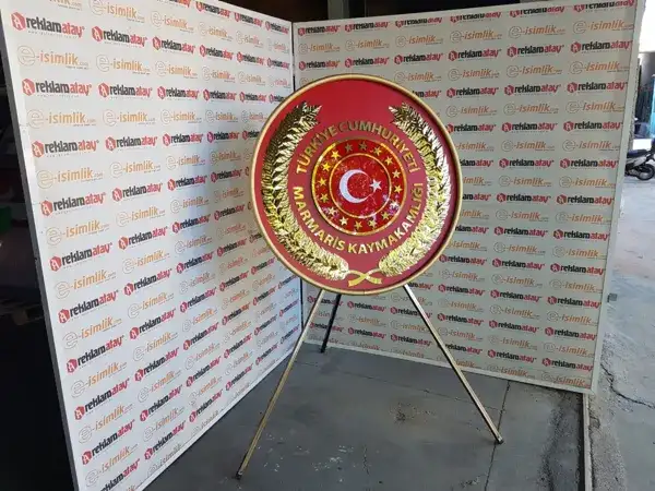 Marmaris Kaymakamlığı Metal Çelenk — Fotoğraf 2