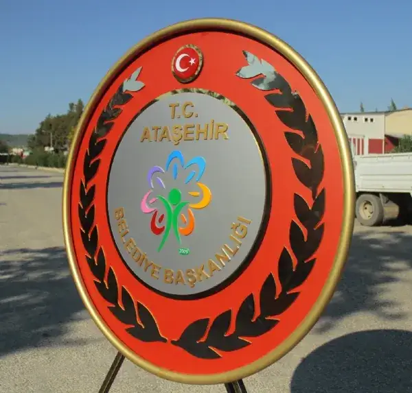 Ataşehir Belediyesi Metal Çelenk