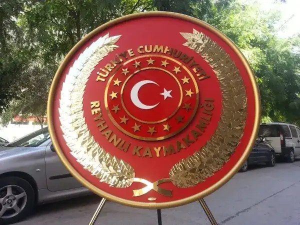 Reyhanlı Kaymakamlığı Metal Çelenk — Fotoğraf 4