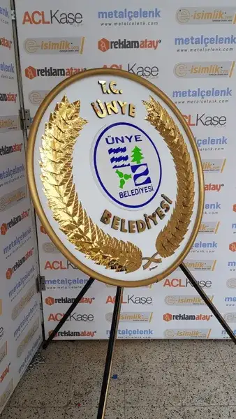 Ünye Belediyesi Metal Çelenk