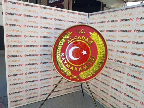 Akçadağ Kaymakamlığı Metal Çelenk