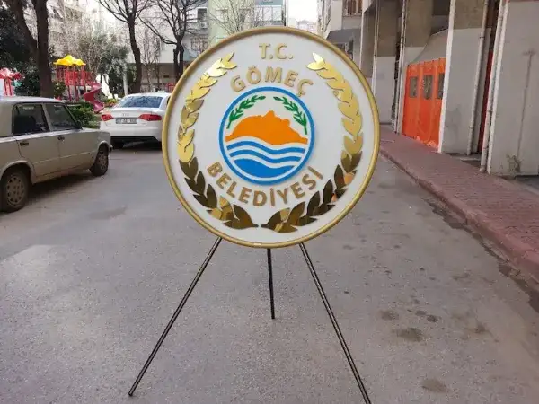 Gömeç Belediyesi Metal Çelenk