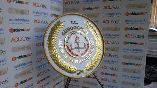 Gündoğmuş İlçe Millî Eğitim – Metal Çelenk — Fotoğraf 2
