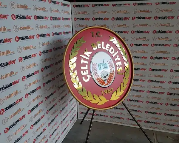 Çeltik Belediyesi Metal Çelenk — Fotoğraf 2