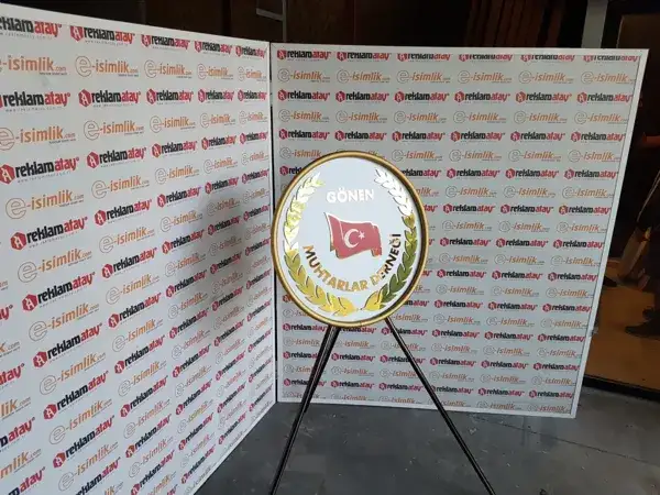 Gönen Muhtarlar Derneği Metal Çelenk — Fotoğraf 2