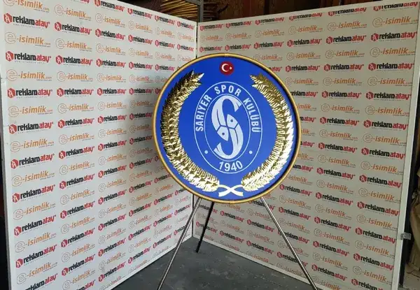 Sarıyer Spor Kulübü Metal Çelenk — Fotoğraf 2