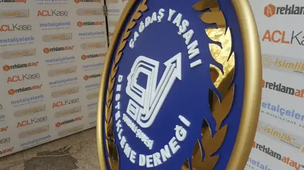 70 cm Metal Çelenk – Çağdaş Yaşamı Destekleme Derneği — Fotoğraf 3