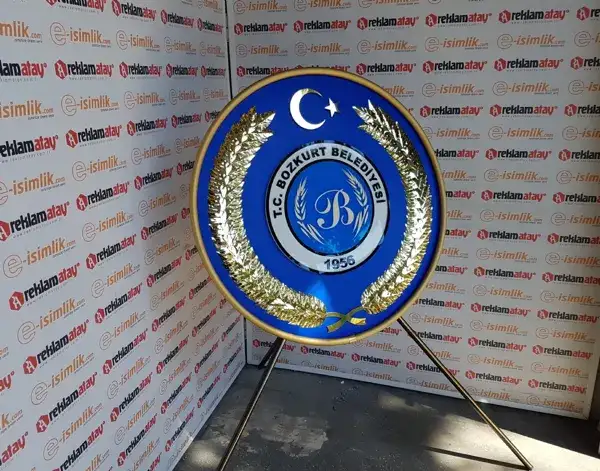 Bozkurt Belediyesi Metal Çelenk — Fotoğraf 4