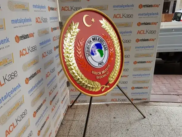 Birecik Belediyesi Metal Çelenk