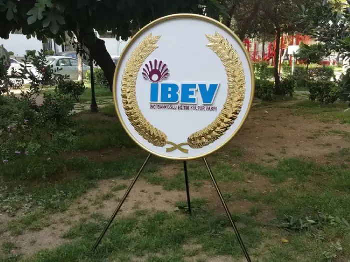İBEV Metal Çelenk