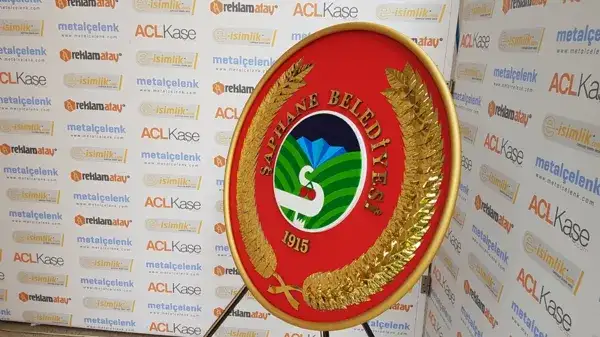 Şaphane Belediyesi 100 cm Standart Metal Çelenk