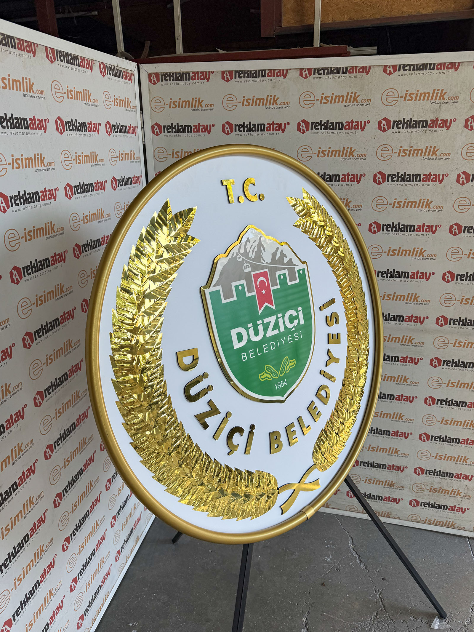 Düziçi Belediyesi Metal Çelenk — Fotoğraf 3