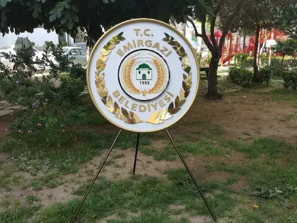 Metal Çelenk Emirgazi Belediyesi