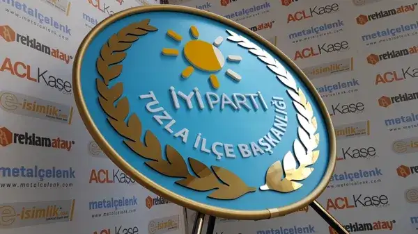 İYİ Parti Metal Çelenk Tuzla — Fotoğraf 3
