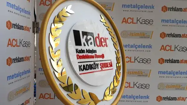 KA-DER 70 cm Ekonomik Çelenk — Fotoğraf 2